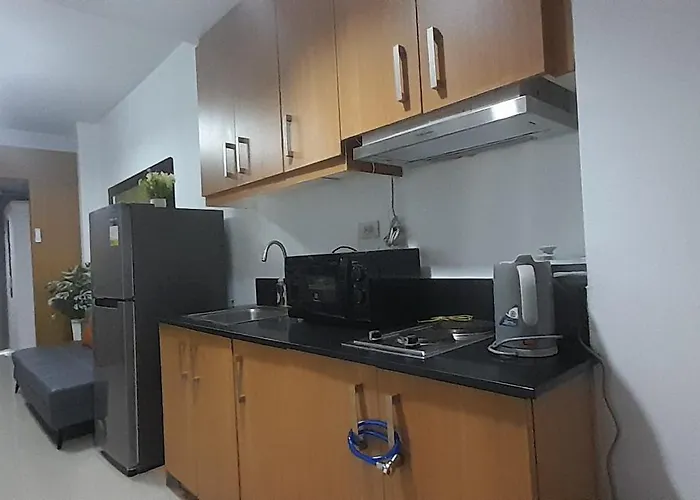 Urban Nest Staycation Aparthotel